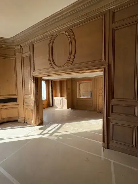 Aérogommage des boiseries à Paris